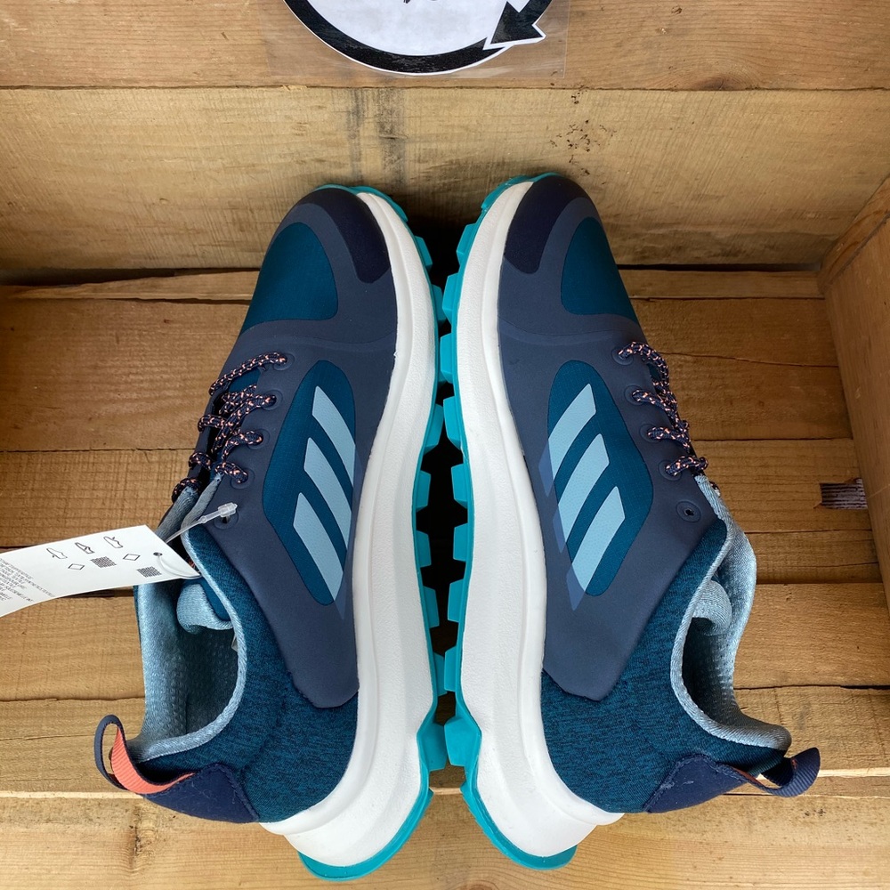 *SOLD* Women’s Adidas Response Trail X Sneakers - Picture 6 of 8